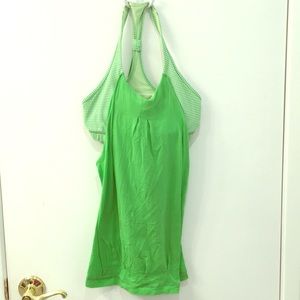 Green gingham, lululemon sports bra, running top